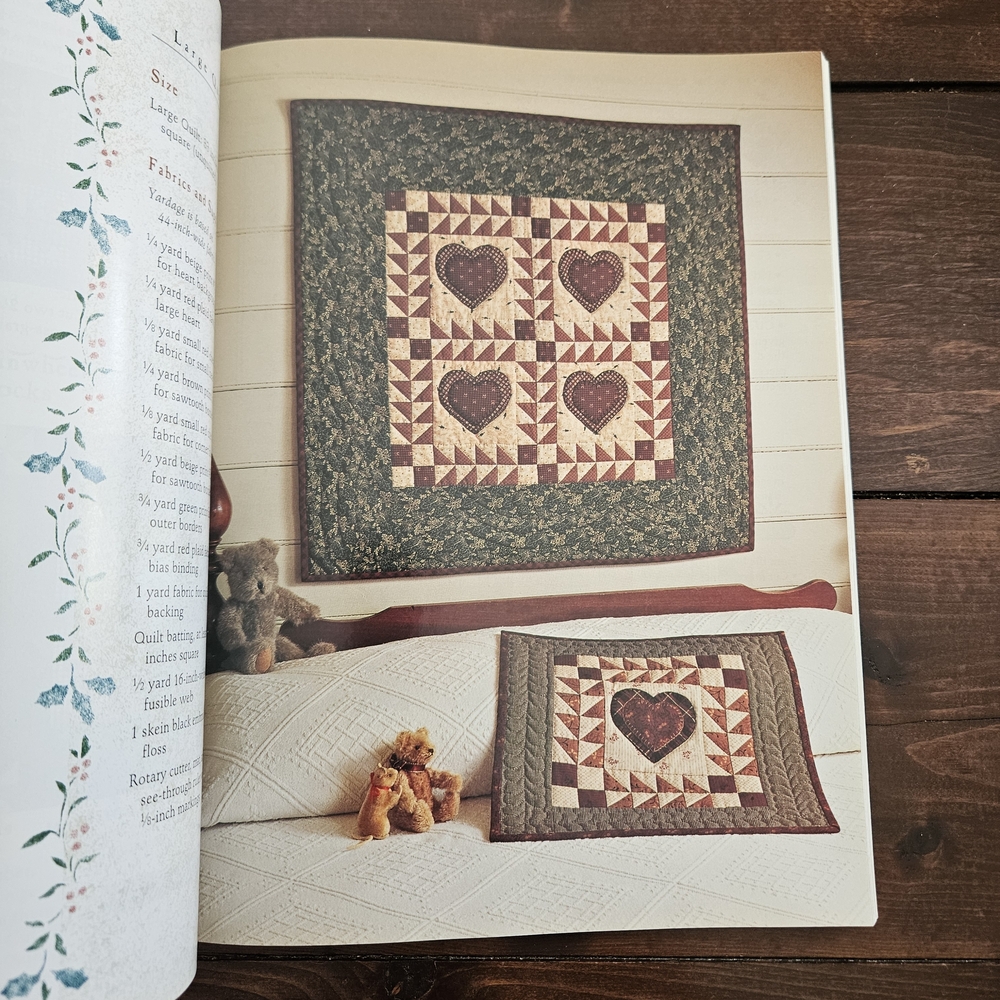 At Home with Thimbleberries Quilts by Lynette Jensen Paperback Sewing Book - Picture 5 of 10